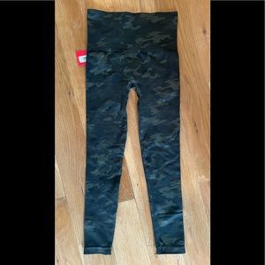 Women's Spanx leggings